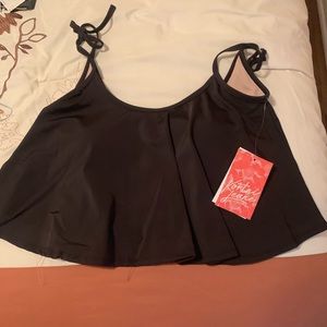 Kortni Jean swing top size large